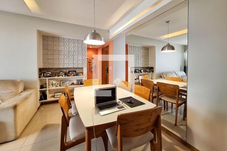 Sala de apartamento à venda com 2 quartos, 80m² em São Francisco, Niterói