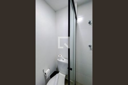 Banheiro de kitnet/studio à venda com 1 quarto, 21m² em Vila Mariana, São Paulo