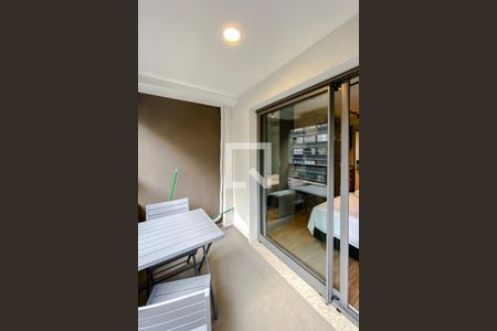 Varanda de kitnet/studio à venda com 1 quarto, 21m² em Vila Mariana, São Paulo