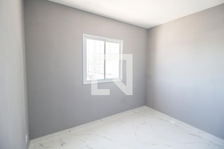 Quarto 1 de apartamento para alugar com 2 quartos, 40m² em Vila Sul Americana, Carapicuíba