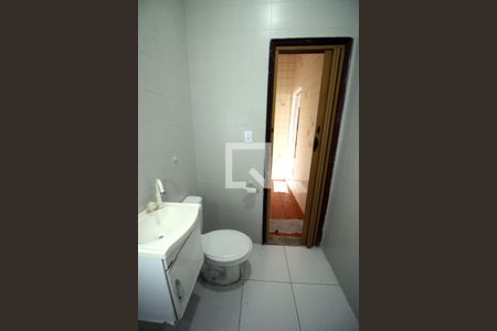 Banheiro de apartamento para alugar com 1 quarto, 48m² em Penha Circular, Rio de Janeiro