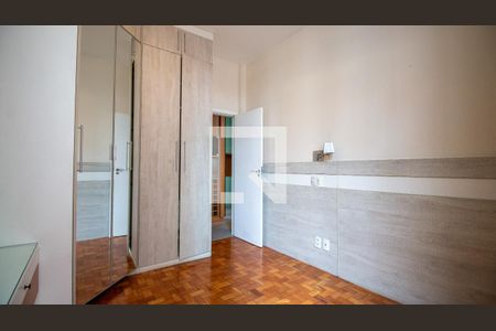 Quarto de apartamento à venda com 1 quarto, 56m² em Maracanã, Rio de Janeiro