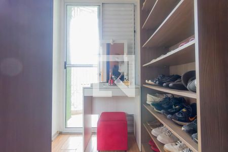 Closet de casa à venda com 3 quartos, 120m² em Vila Granada, São Paulo
