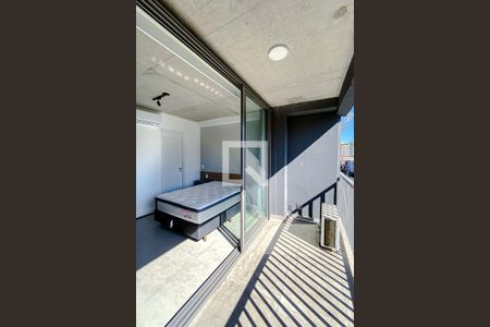 Varanda de kitnet/studio à venda com 1 quarto, 24m² em Vila Mariana, São Paulo