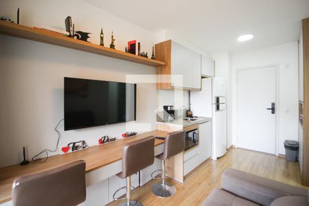 Sala de apartamento para alugar com 1 quarto, 40m² em Indianópolis, São Paulo