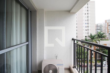 Varanda de apartamento para alugar com 1 quarto, 40m² em Indianópolis, São Paulo
