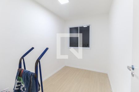 Quarto 2 de apartamento para alugar com 2 quartos, 43m² em Itaim Paulista, São Paulo