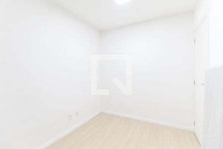 Quarto 1 de apartamento para alugar com 2 quartos, 43m² em Itaim Paulista, São Paulo