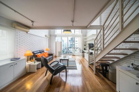 Foto 02 de apartamento à venda com 2 quartos, 120m² em Itaim Bibi, São Paulo