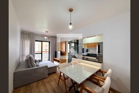 Sala de apartamento para alugar com 1 quarto, 50m² em Brooklin, São Paulo