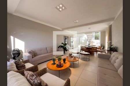 Sala de casa de condomínio para alugar com 5 quartos, 345m² em Jardim Monte Verde, Valinhos
