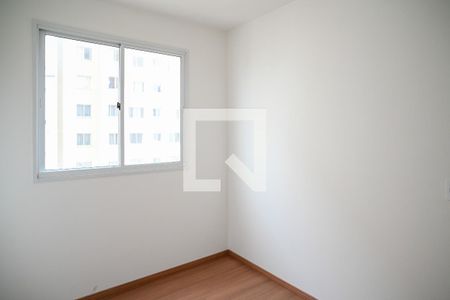 Quarto 1 de apartamento para alugar com 2 quartos, 40m² em Jardim Sao Saverio, São Paulo