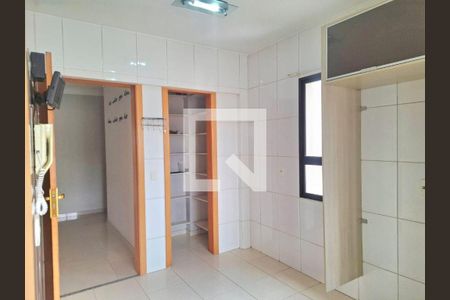 Apartamento à venda com 3 quartos, 109m² em Vila Suzana, São Paulo
