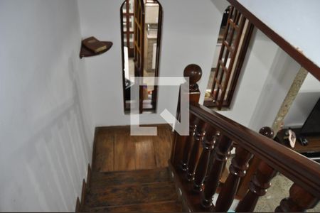 Escada de casa de condomínio para alugar com 3 quartos, 200m² em Méier, Rio de Janeiro