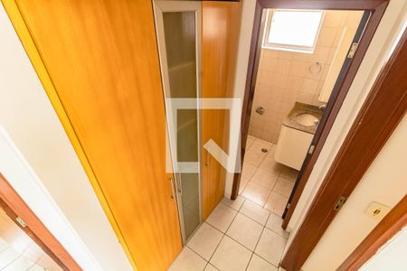 Corredor de apartamento para alugar com 1 quarto, 51m² em Vila Guarani (z Sul), São Paulo