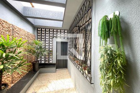 Varanda de casa à venda com 4 quartos, 308m² em Colégio Batista, Belo Horizonte