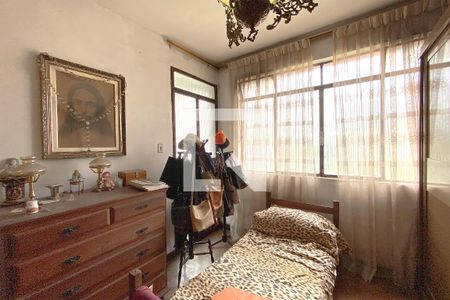 Quarto 2 de casa para alugar com 4 quartos, 400m² em Colégio Batista, Belo Horizonte