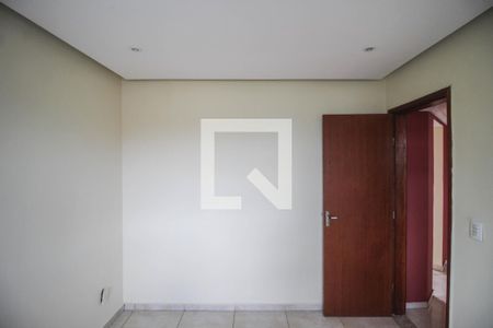 Quarto 2 de apartamento para alugar com 2 quartos, 70m² em Piam, Belford Roxo