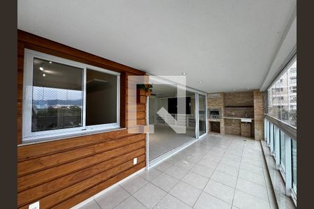 Varanda de apartamento à venda com 4 quartos, 192m² em Barra da Tijuca, Rio de Janeiro