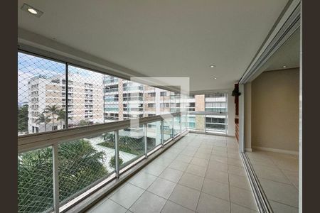 Varanda de apartamento à venda com 4 quartos, 192m² em Barra da Tijuca, Rio de Janeiro