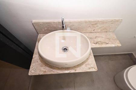 Lavabo de casa à venda com 5 quartos, 280m² em Jardim Ocara, Santo André