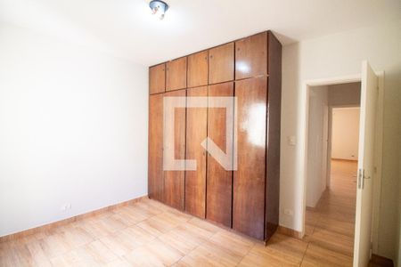 Quarto 1 de casa para alugar com 3 quartos, 158m² em Vila Congonhas, São Paulo