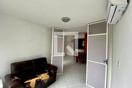 Sala  de apartamento à venda com 2 quartos, 92m² em Copacabana, Rio de Janeiro