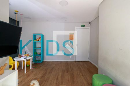 Área comum de apartamento para alugar com 2 quartos, 42m² em Parque Maria Helena, São Paulo