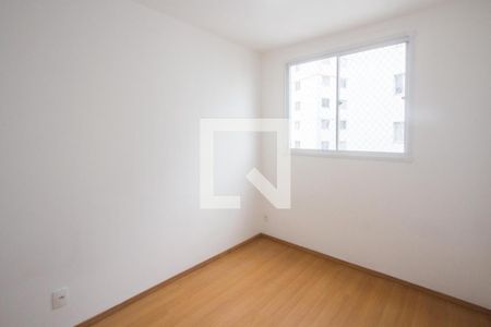 Quarto 1 de apartamento para alugar com 2 quartos, 42m² em Parque Maria Helena, São Paulo