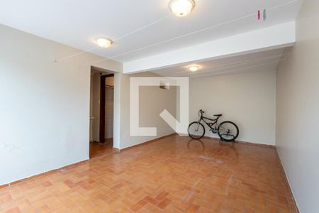 Casa à venda com 3 quartos, 134m² em Jardim das Vertentes, São Paulo