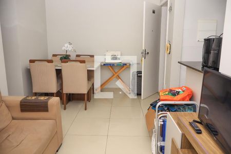 Sala de apartamento para alugar com 2 quartos, 56m² em Piatã, Salvador