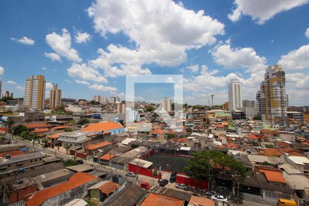 Vista da Varanda da Sala e Cozinha de apartamento para alugar com 2 quartos, 31m² em Vila Plana, São Paulo