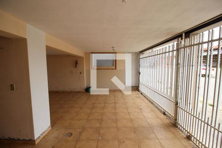 Garagem de casa para alugar com 4 quartos, 300m² em Vila Haro, Sorocaba