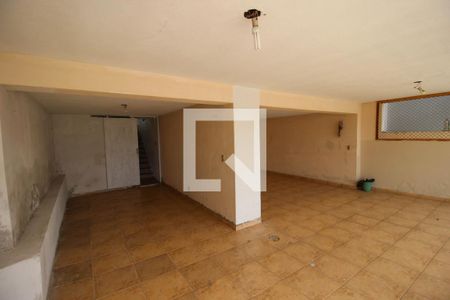 Garagem de casa para alugar com 4 quartos, 300m² em Vila Haro, Sorocaba