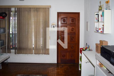 Sala de casa à venda com 2 quartos, 300m² em Chácara Santo Antônio (zona Leste), São Paulo