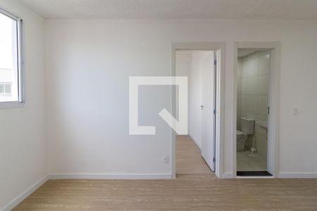 Sala de apartamento para alugar com 2 quartos, 34m² em Usina Piratininga, São Paulo