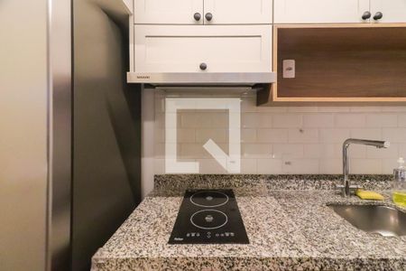 Sala e Cozinha de apartamento à venda com 2 quartos, 38m² em Butantã, São Paulo