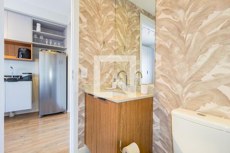 Banheiro de kitnet/studio para alugar com 1 quarto, 21m² em Belenzinho, São Paulo