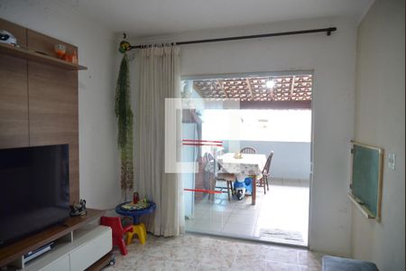 Casa à venda com 3 quartos, 160m² em Jardim Marek, Santo André