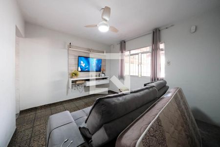 Sala de casa à venda com 2 quartos, 85m² em Jardim Fernandes, São Paulo