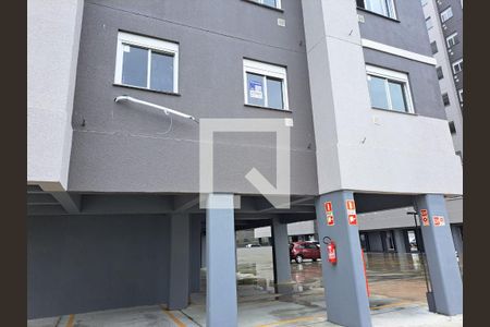 Adesivo na Janela de apartamento para alugar com 2 quartos, 60m² em Jardim Sabará, Porto Alegre