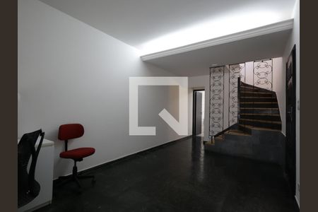 Sala de casa à venda com 3 quartos, 134m² em Jardim Monte Kemel, São Paulo