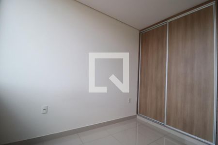 Suíte 1 de apartamento para alugar com 3 quartos, 160m² em Saraiva, Uberlândia