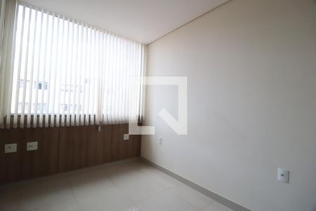 Suíte de apartamento para alugar com 3 quartos, 161m² em Saraiva, Uberlândia