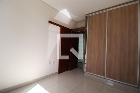 Suíte 1 de apartamento para alugar com 3 quartos, 170m² em Saraiva, Uberlândia