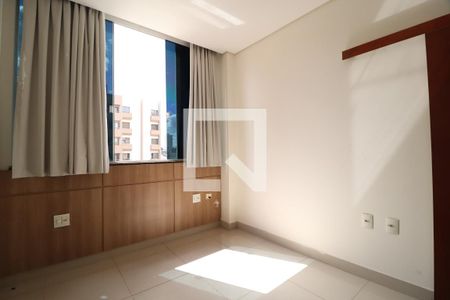 Suíte 1 de apartamento para alugar com 3 quartos, 170m² em Saraiva, Uberlândia