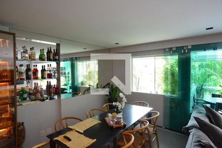 Sala de apartamento à venda com 3 quartos, 139m² em Barra da Tijuca, Rio de Janeiro