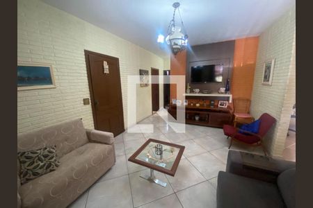 Casa à venda com 3 quartos, 360m² em Copacabana, Belo Horizonte
