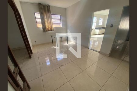 Casa à venda com 3 quartos, 360m² em Santa Branca, Belo Horizonte