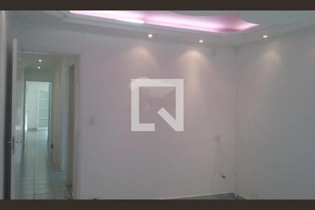 Casa à venda com 3 quartos, 113m² em Jardim Piqueroby, São Paulo